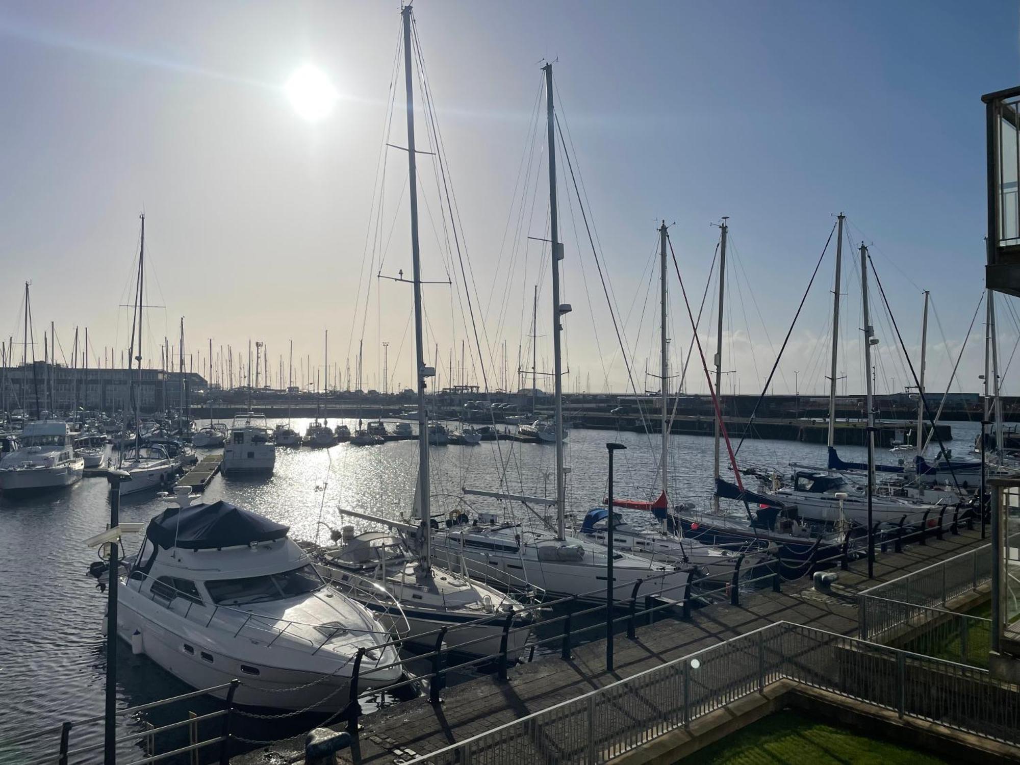 Apartment Harbour Bliss *